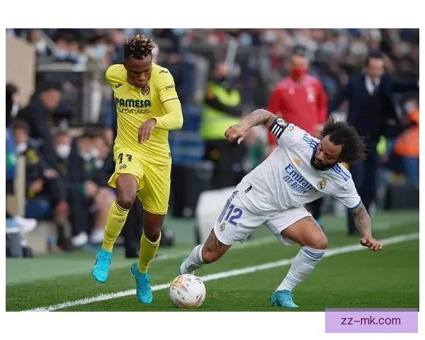 威廉·坎波斯正式离开曼联加盟比利亚雷亚尔展开新征程