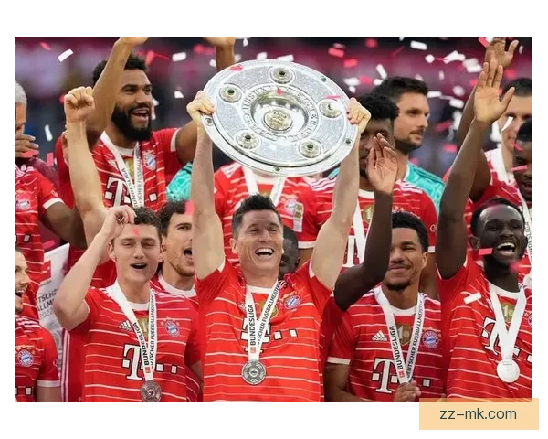 布莱恩·萨拉戈萨因科曼受伤提前半年加盟拜仁慕尼黑成为新援焦点